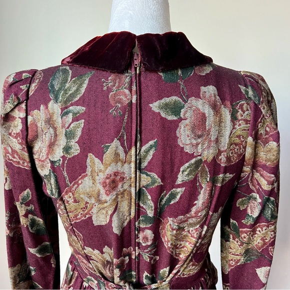 Vintage MOLLY MALLOY Petite Floral Velvet Collar Long Sleeve Dress—SZ. 4P - Picture 8 of 17